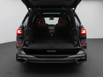 BMW X7 M50i Panorama Laser 360 HUD H K SoftCl 22Zoll