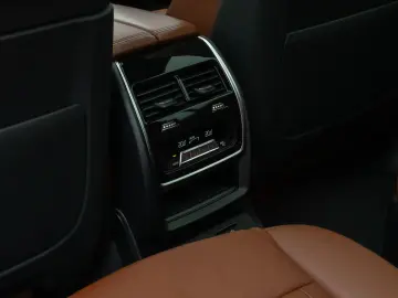 BMW X7 M50i Panorama Laser 360 HUD H K SoftCl 22Zoll