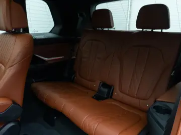 BMW X7 M50i Panorama Laser 360 HUD H K SoftCl 22Zoll