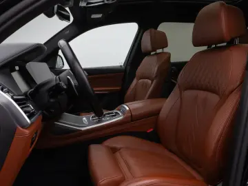 BMW X7 M50i Panorama Laser 360 HUD H K SoftCl 22Zoll