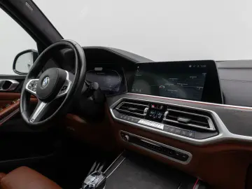 BMW X7 M50i Panorama Laser 360 HUD H K SoftCl 22Zoll