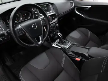 Volvo V40 D3 Geartronic Momentum