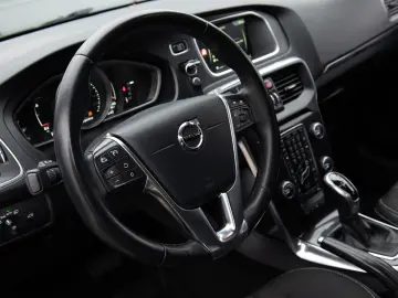 Volvo V40 D3 Geartronic Momentum