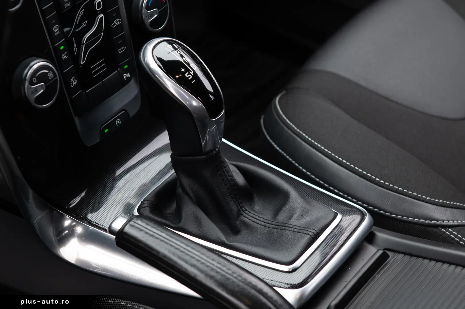 Volvo V40 D3 Geartronic Momentum