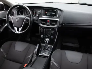 Volvo V40 D3 Geartronic Momentum