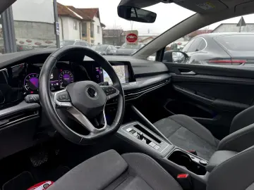 Volkswagen Golf Gen-Viii-2020