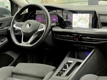 Volkswagen Golf Gen-Viii-2020