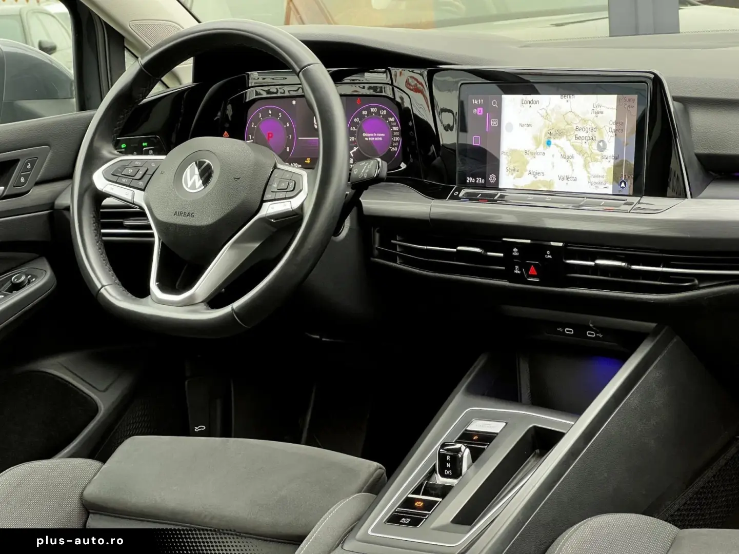 Volkswagen Golf Gen-Viii-2020