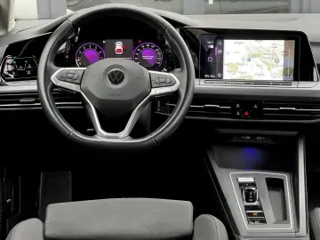 Volkswagen Golf Gen-Viii-2020