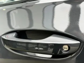 Volkswagen Golf Gen-Viii-2020