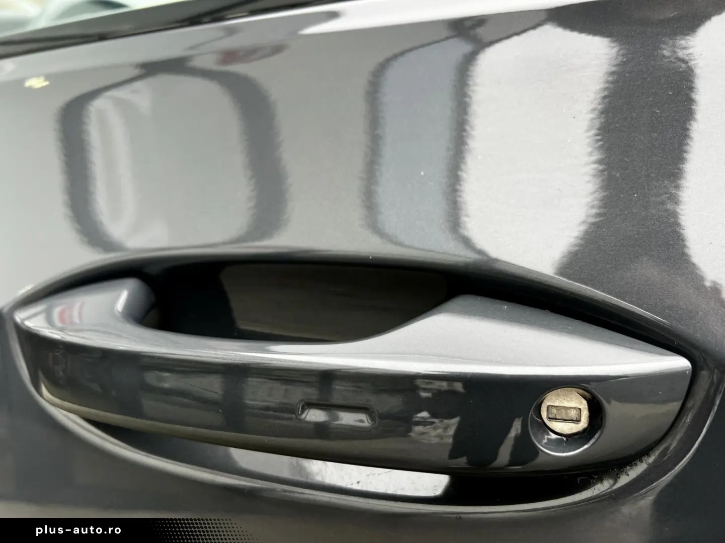 Volkswagen Golf Gen-Viii-2020