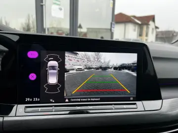 Volkswagen Golf Gen-Viii-2020