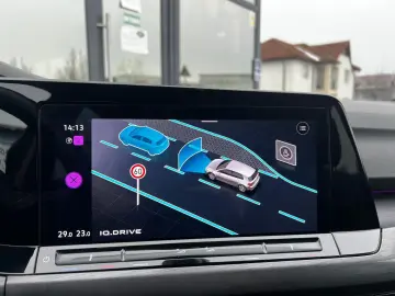 Volkswagen Golf Gen-Viii-2020