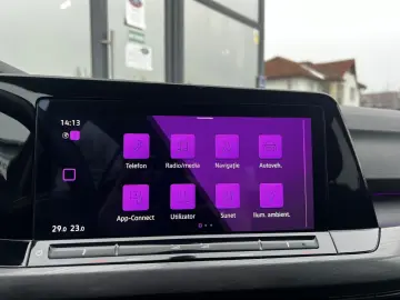 Volkswagen Golf Gen-Viii-2020