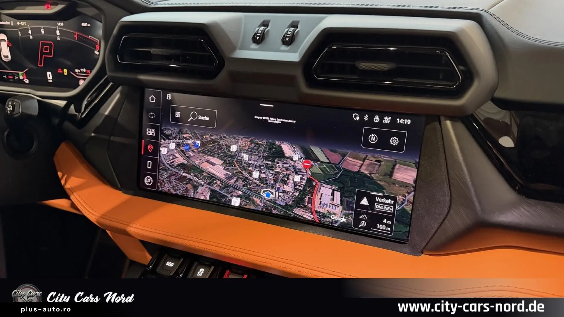 LAMBORGHINI URUS SE AKRAPOVIC B&O MASSAGE PANORAMA