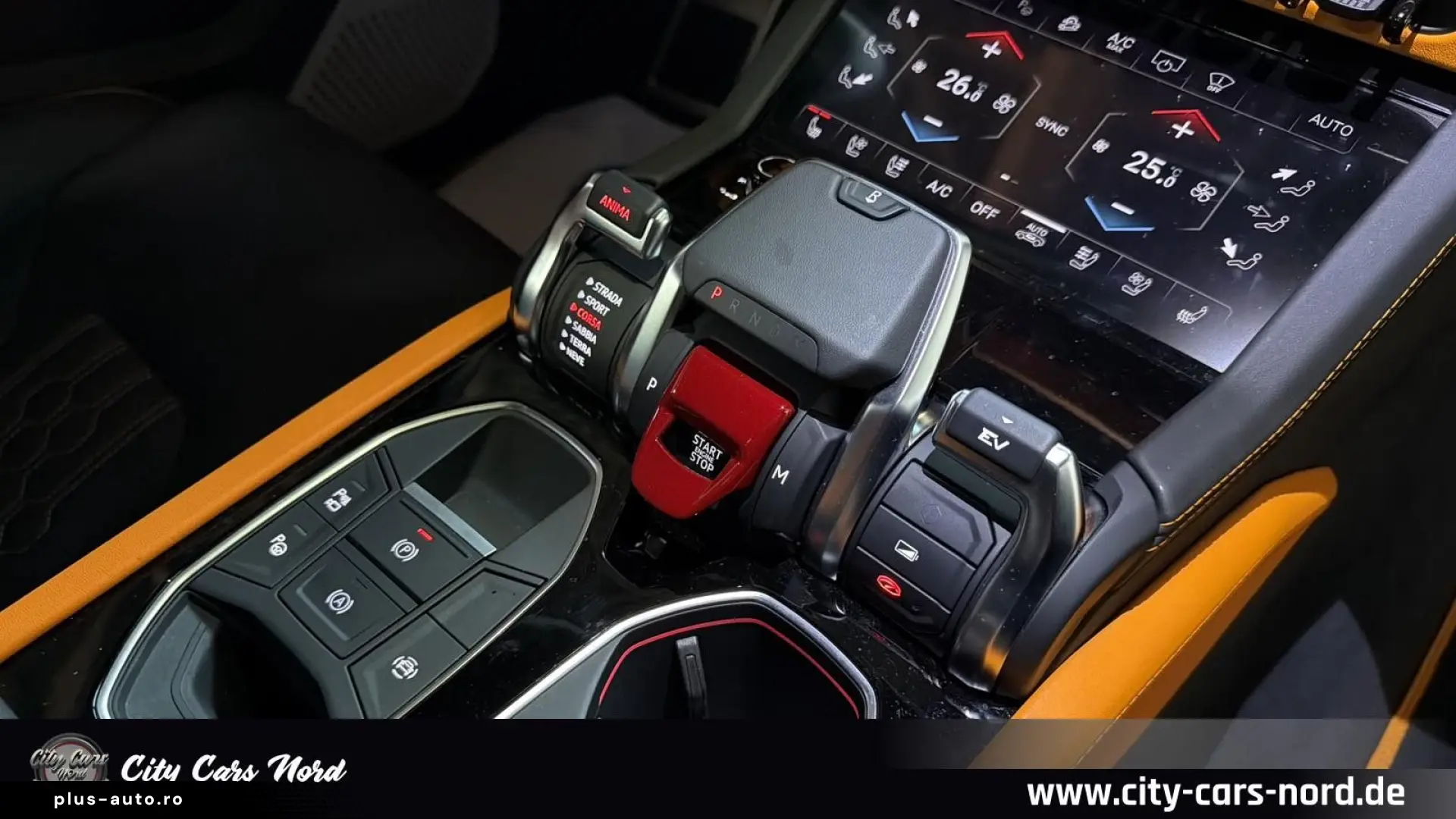 LAMBORGHINI URUS SE AKRAPOVIC B&O MASSAGE PANORAMA