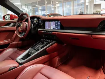 PORSCHE 911 3.0 Carrera LED