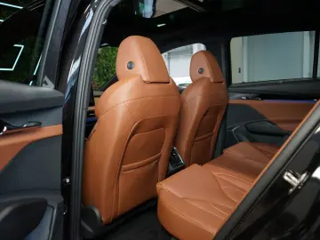 SKODA 80 FOUNDERS EDITION AUX.HEAT DCC