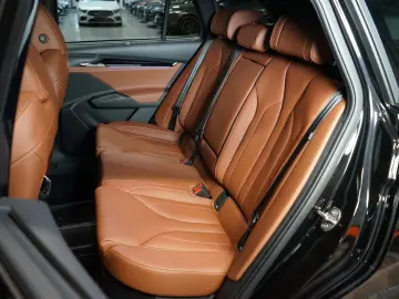 SKODA 80 FOUNDERS EDITION AUX.HEAT DCC