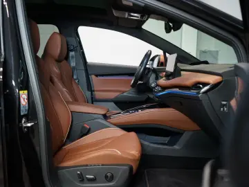 SKODA 80 FOUNDERS EDITION AUX.HEAT DCC