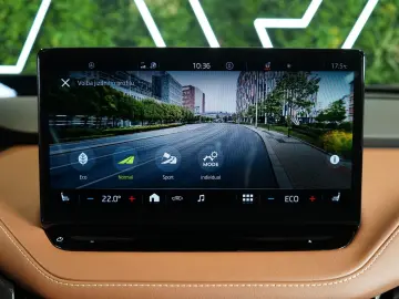 SKODA 80 FOUNDERS EDITION AUX.HEAT DCC