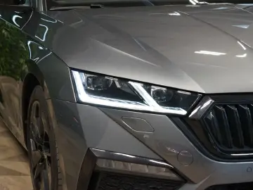 SKODA Octavia RS 2.0TDI 4X4 LED DSG TOW HUD