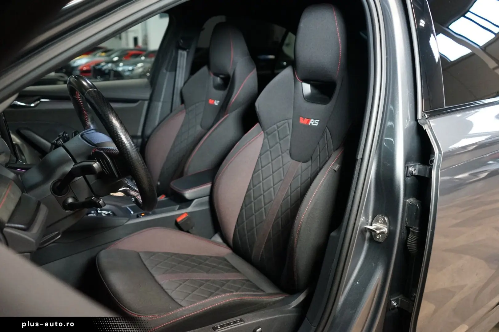 SKODA Octavia RS 2.0TDI 4X4 LED DSG TOW HUD