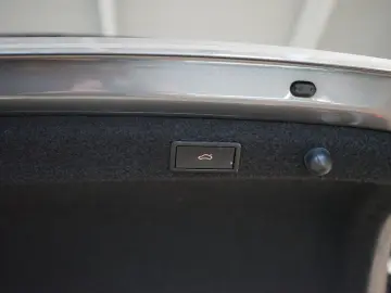 SKODA Octavia RS 2.0TDI 4X4 LED DSG TOW HUD