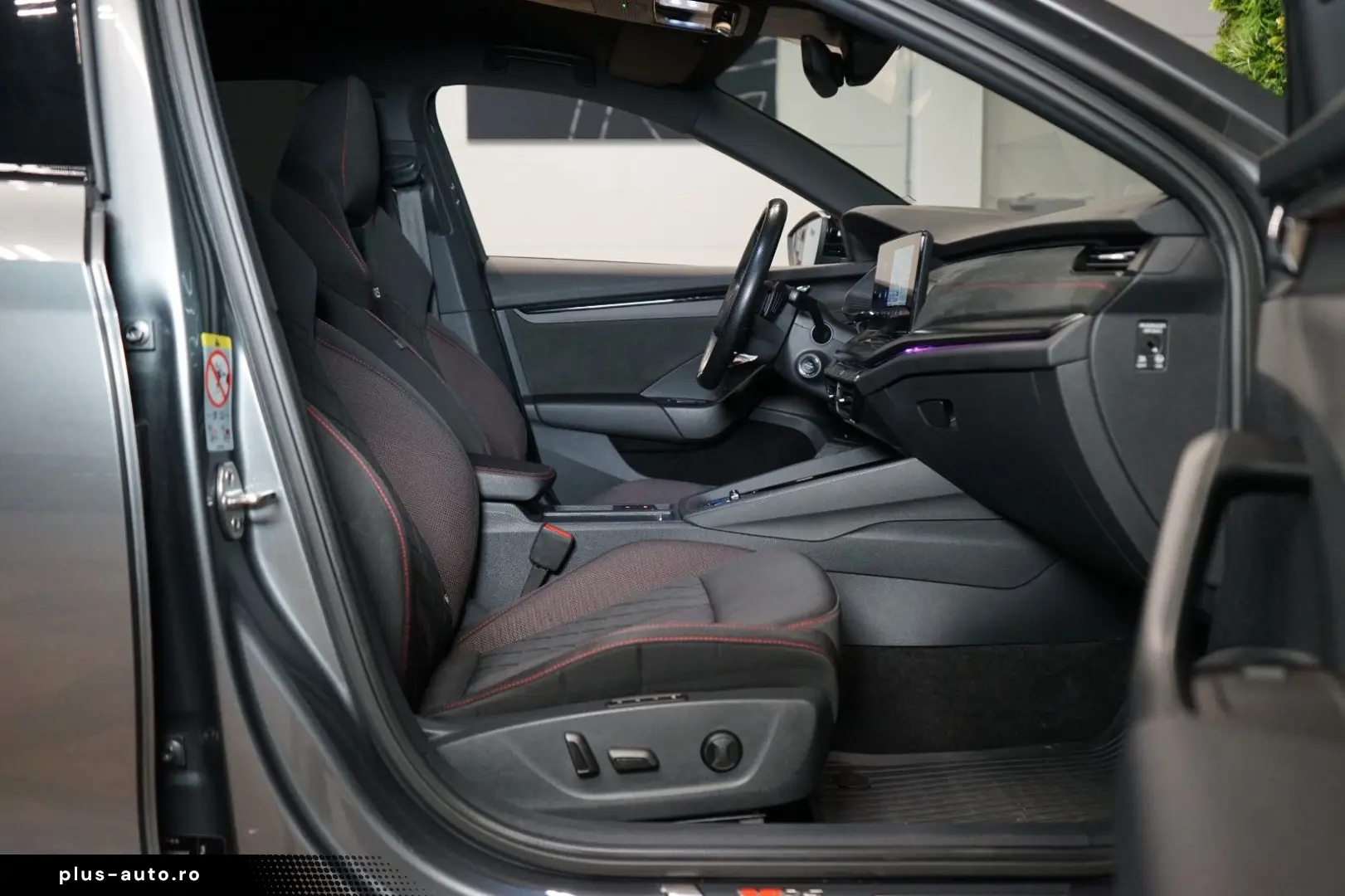 SKODA Octavia RS 2.0TDI 4X4 LED DSG TOW HUD