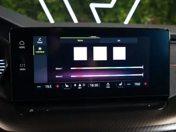 SKODA Octavia RS 2.0TDI 4X4 LED DSG TOW HUD