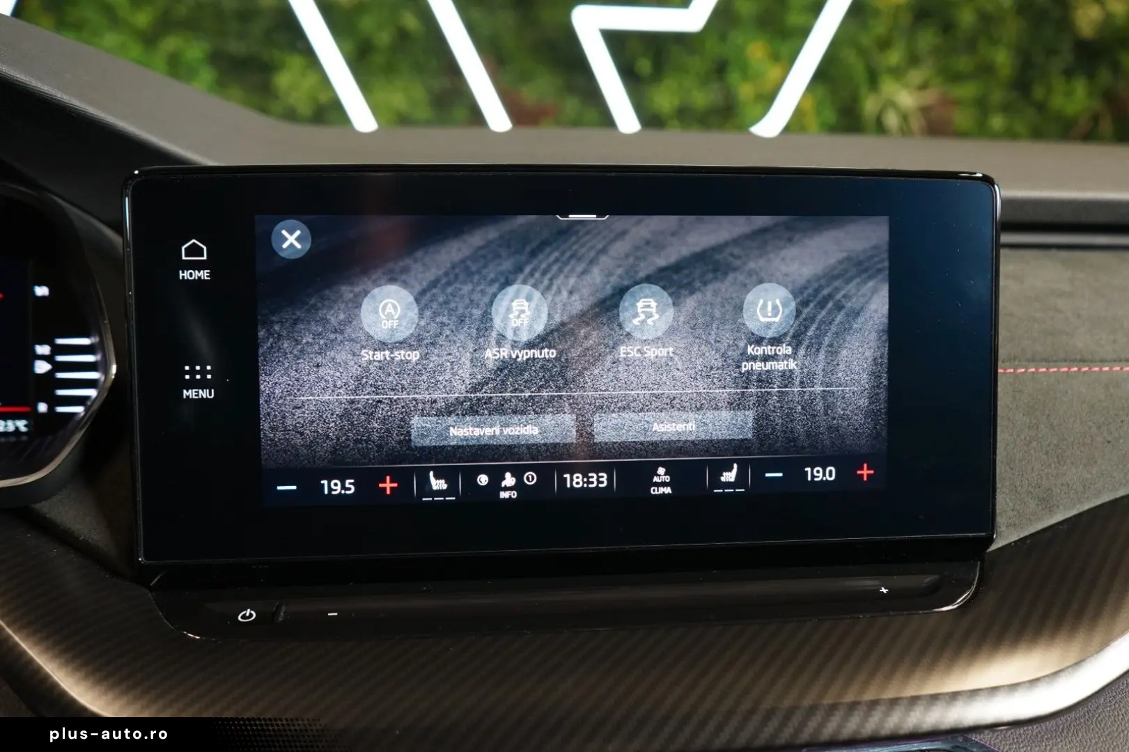 SKODA Octavia RS 2.0TDI 4X4 LED DSG TOW HUD