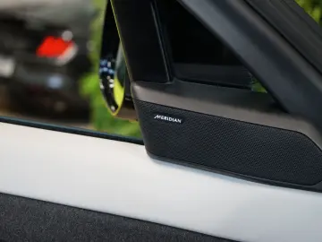 LAND ROVER Rover Sport P530 V8 FIRST-EDITION