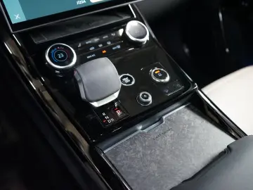 LAND ROVER Rover Sport P530 V8 FIRST-EDITION