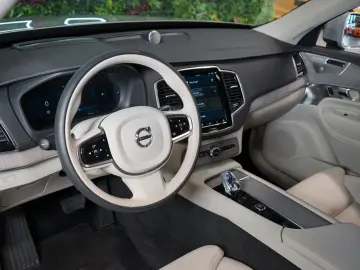 VOLVO XC90 T8 RECHARGE PANO 360 AIR