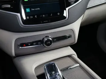 VOLVO XC90 T8 RECHARGE PANO 360 AIR
