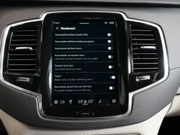 VOLVO XC90 T8 RECHARGE PANO 360 AIR