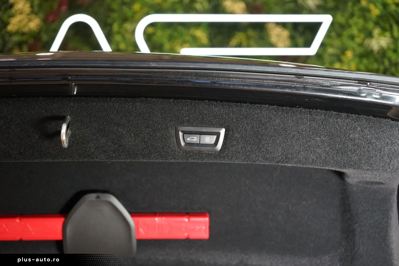 BMW 740d xDRIVE 360 THEATRE MASSAGE B&W