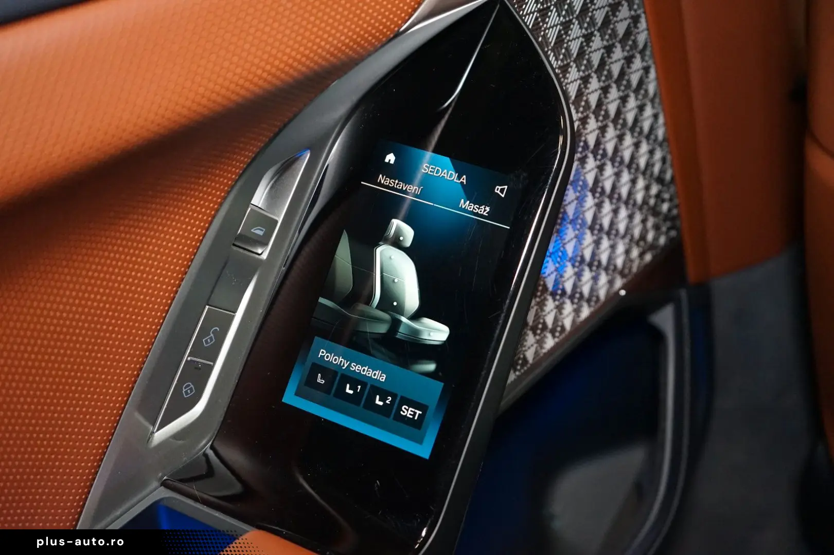 BMW 740d xDRIVE 360 THEATRE MASSAGE B&W