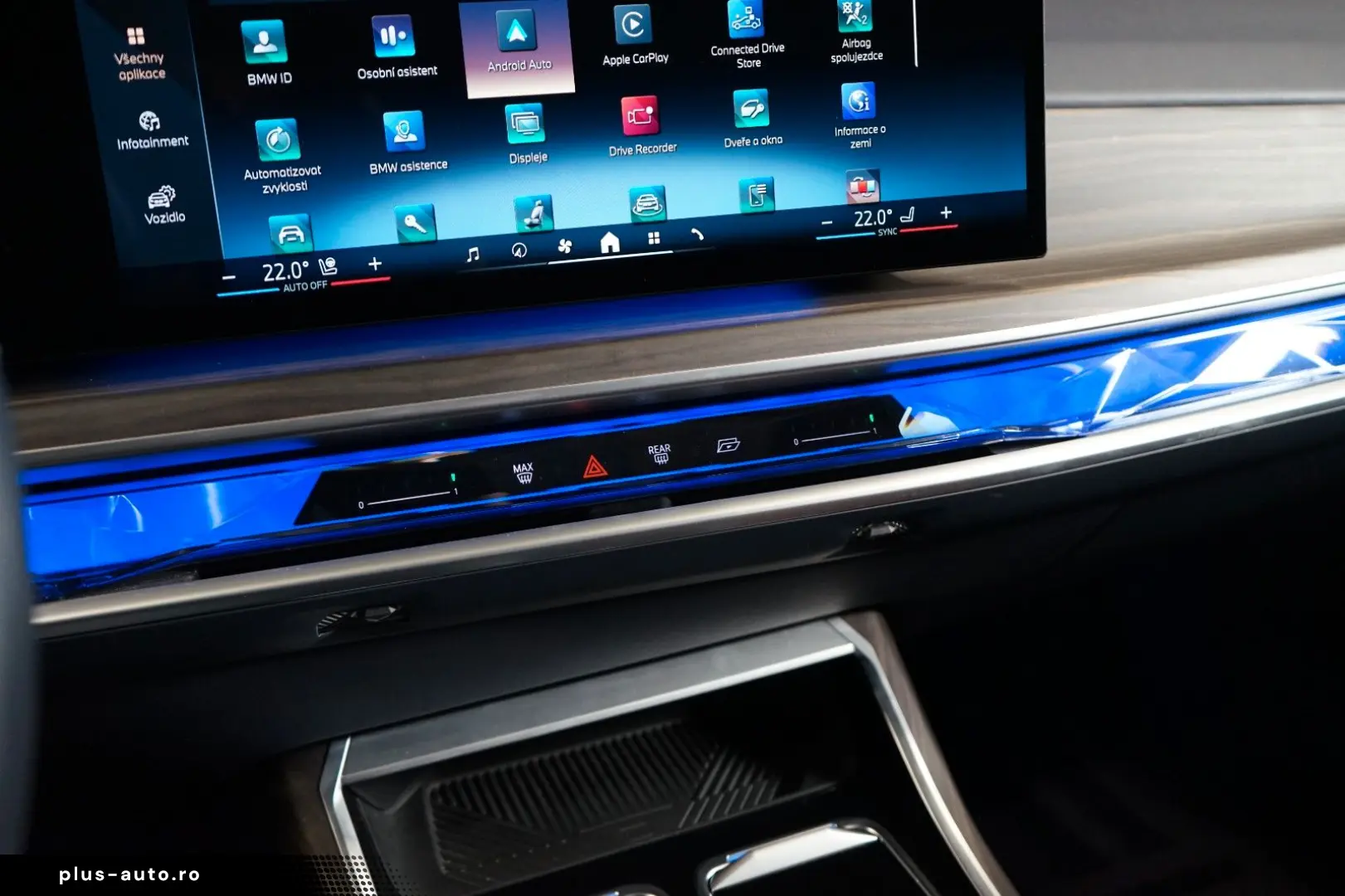 BMW 740d xDRIVE 360 THEATRE MASSAGE B&W