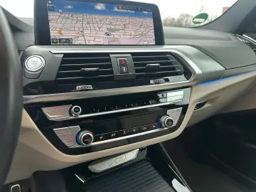 BMW X3 xD30e M-Sport Panodach 360 Kamera Harman