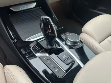 BMW X3 xD30e M-Sport Panodach 360 Kamera Harman