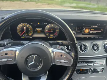 Mercedes-Benz CLS 300