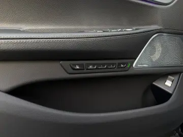 BMW 740d xDr. M Sport ACC B&W eGSD Massage Standh.