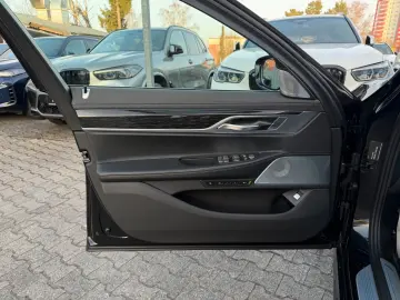 BMW 740d xDr. M Sport ACC B&W eGSD Massage Standh.