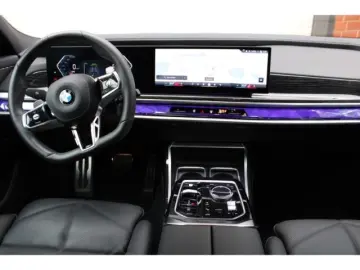 BMW 740 d xDrive M Sport Standhz Sky Lounge