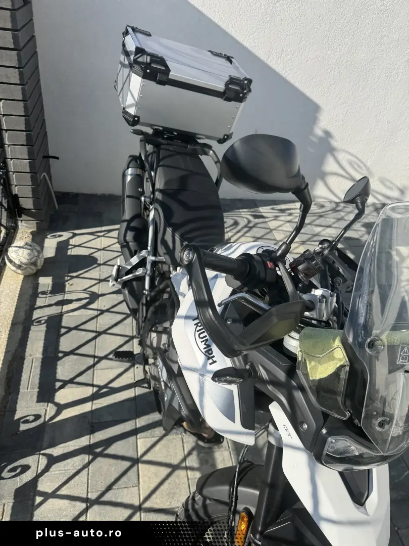 Triumph Tiger 900GT