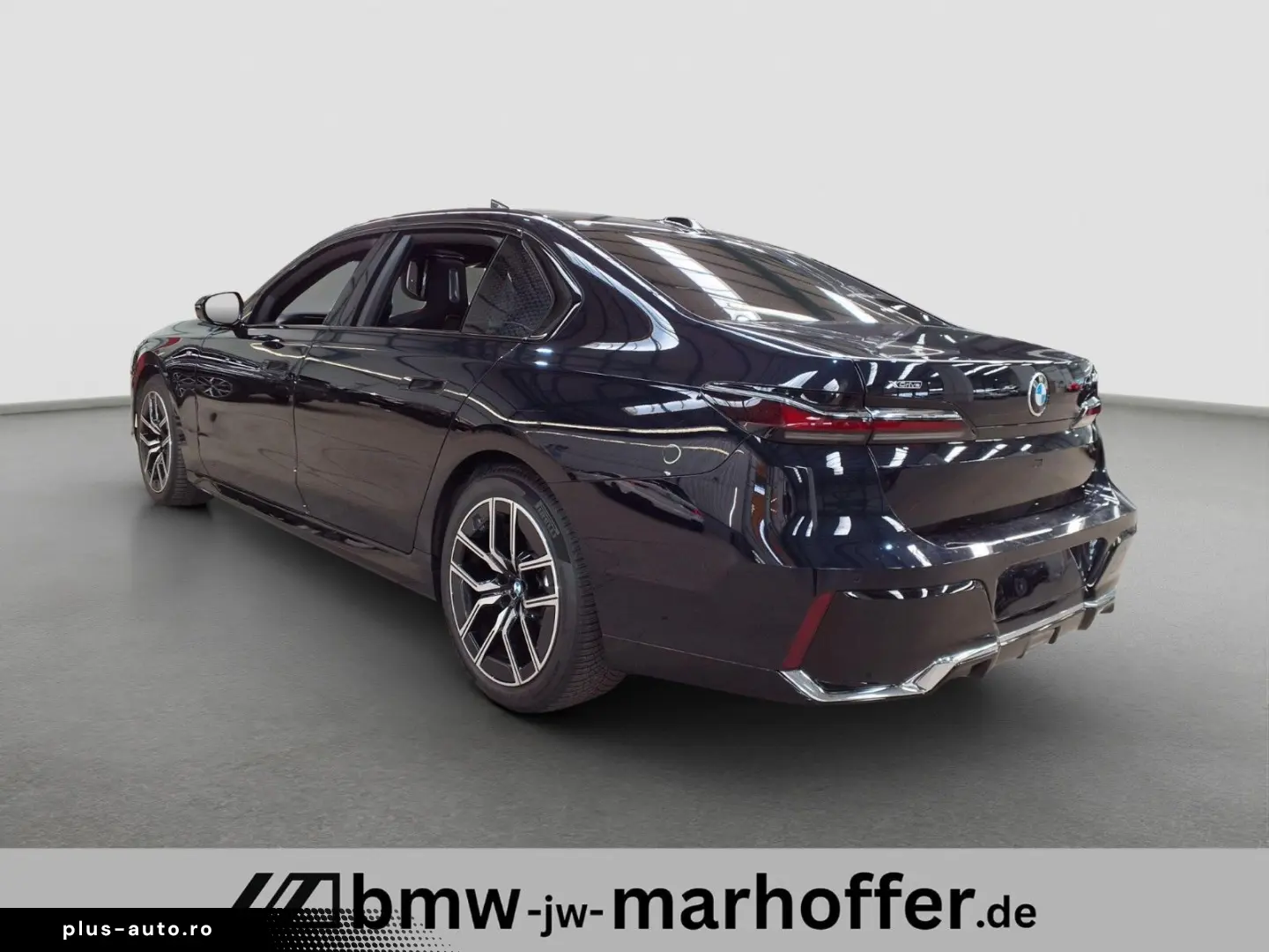 BMW 740 d xDrive MSport PanSkyDACH Iconic