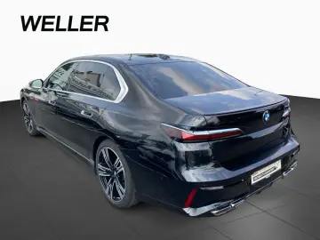 BMW M760e DAPro 360  B W Massage 21  MultiSi