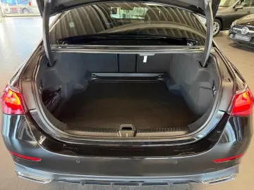 MERCEDES-BENZ E 450 4M AMG DIGITAL PANORAMA NIGHT BURMESTER