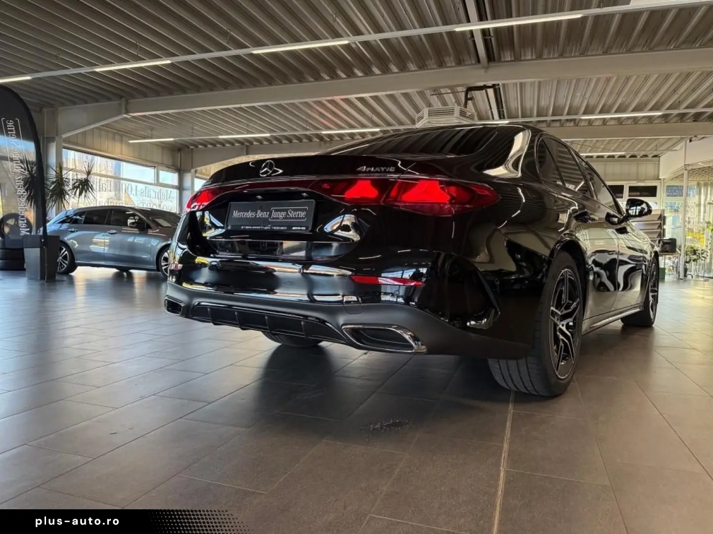 MERCEDES-BENZ E 450 4M AMG DIGITAL PANORAMA NIGHT BURMESTER